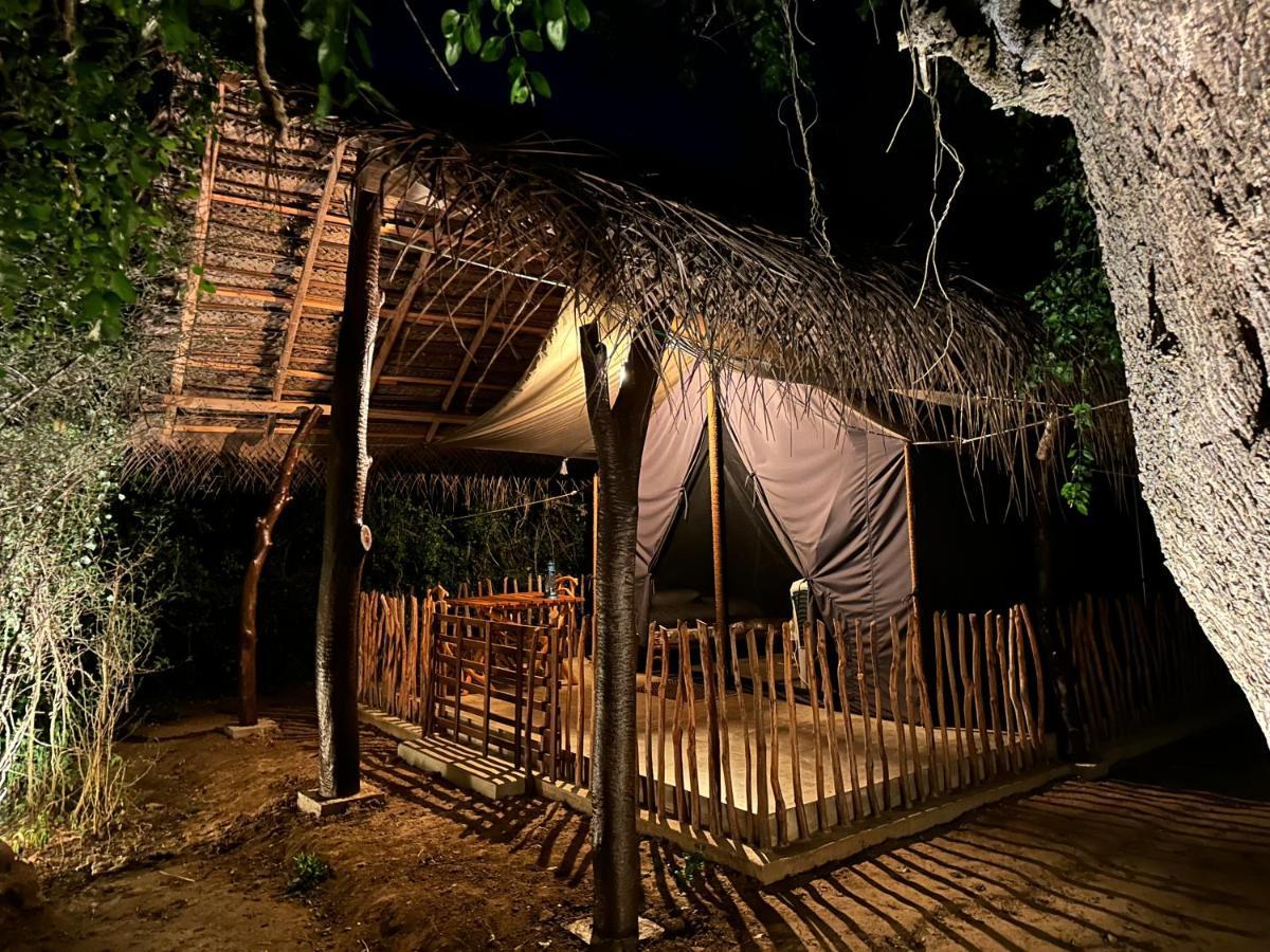 Ranakeliya Lodge - Yala Extérieur photo